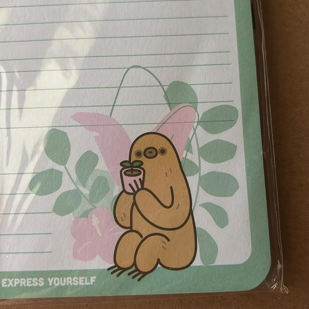 Pusheen Box Exclusive Notepad - Picture 4 of 5